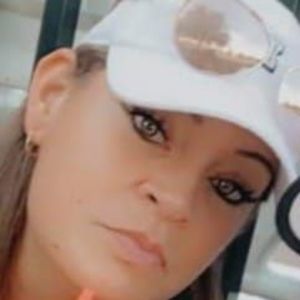 Meet your Posher, Traci